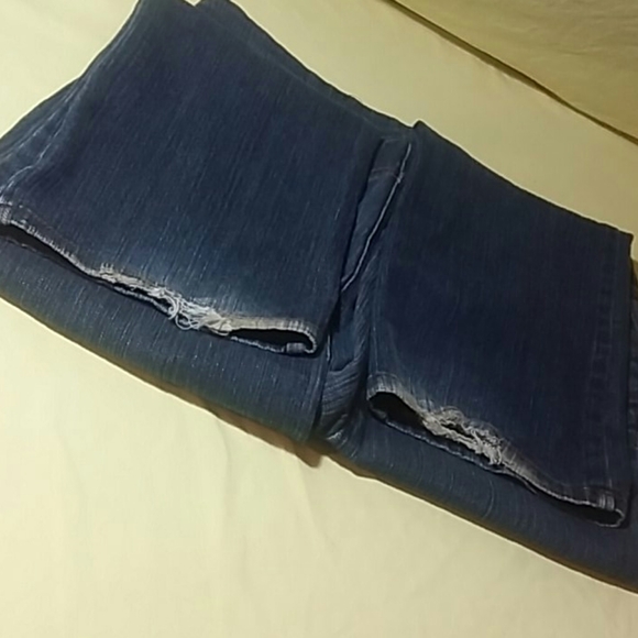 (3/$40) Comfortable Pull-on Jeans - Picture 7 of 8